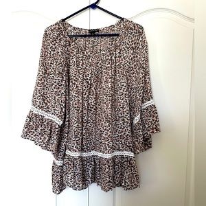 Boho style peasant top with 3/4 length bell sleeves